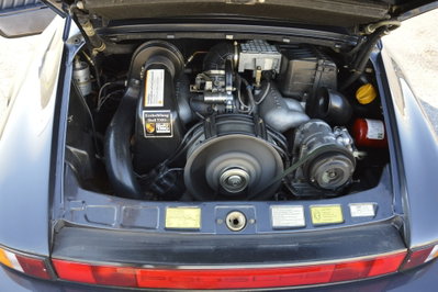Porsche 911 Coupé Carrera 3.2 (14)