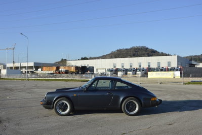 Porsche 911 Coupé Carrera 3.2 (7)