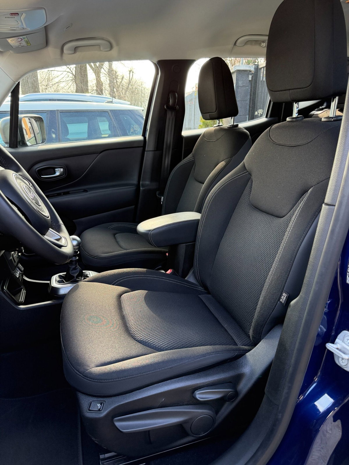 Jeep Renegade 1.6 Mjt 130 CV Limited (8)