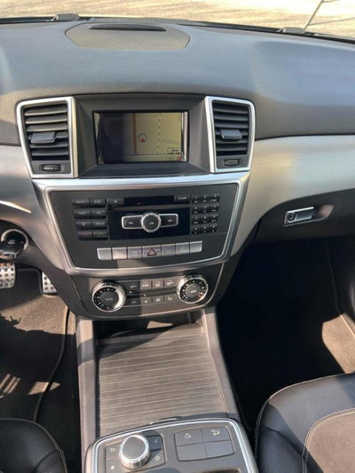 Mercedes-Benz Classe ML 250 BlueTEC 4Matic Premium (10)
