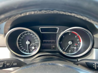 Mercedes-Benz Classe ML 250 BlueTEC 4Matic Premium (8)