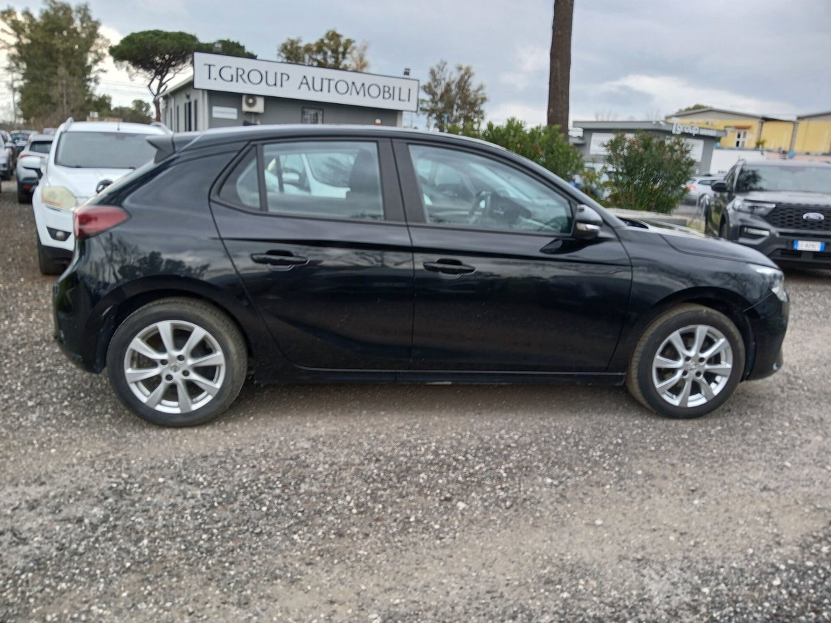 Opel Corsa 1.2 Edition (4)