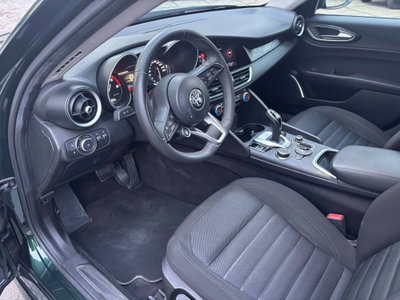 Alfa Romeo Giulia 2.2 Turbodiesel 160 CV AT8 Business (10)