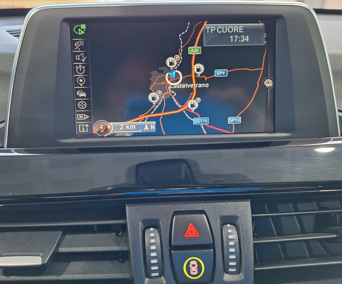 BMW X1 sDrive18d Sport (18)