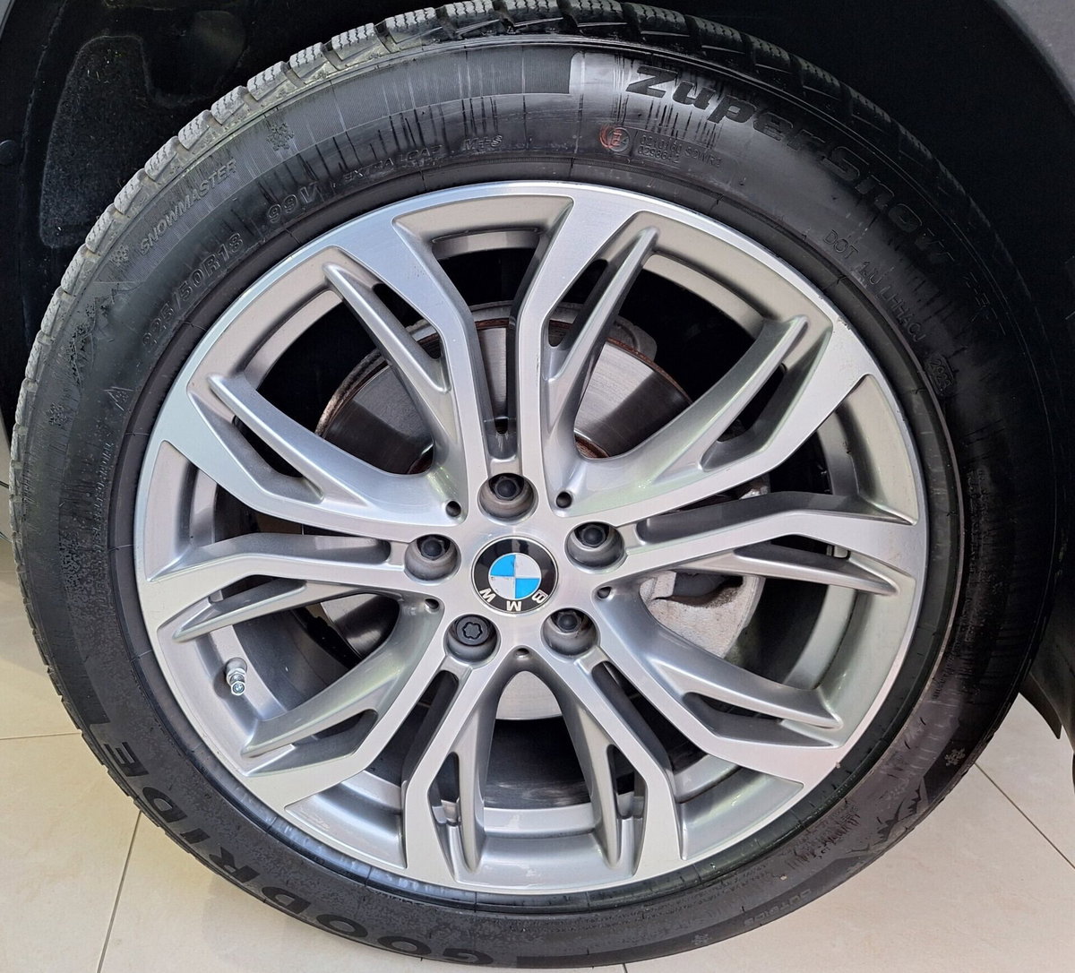 BMW X1 sDrive18d Sport (4)
