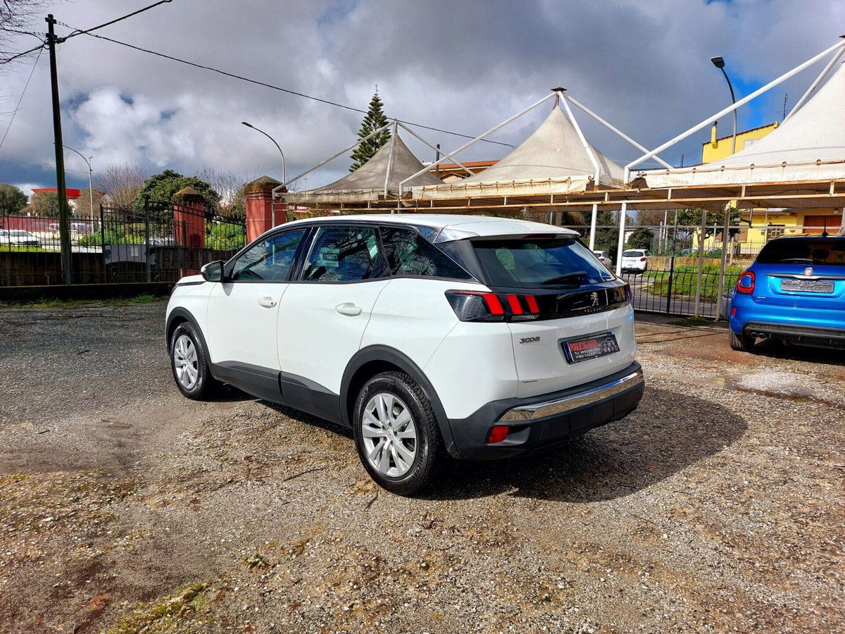 Peugeot 3008 BlueHDi 130 S&S Business (10)