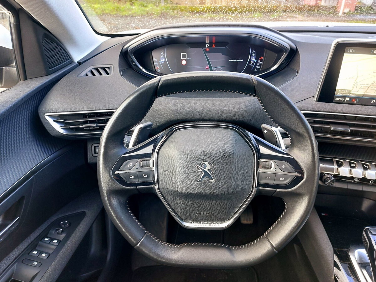 Peugeot 3008 BlueHDi 130 S&S Business (14)