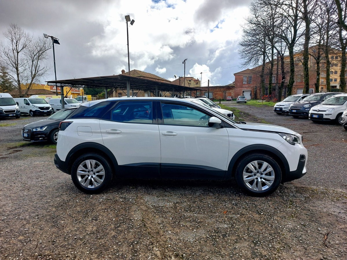 Peugeot 3008 BlueHDi 130 S&S Business (9)