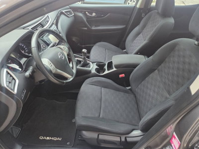 Nissan Qashqai 1.5 dCi Tekna (11)