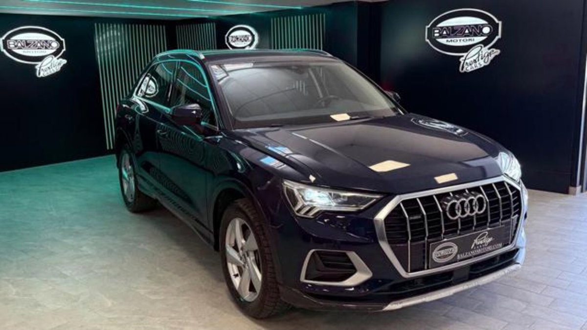 Audi Q3 40 TDI quattro S tronic Business Advanced