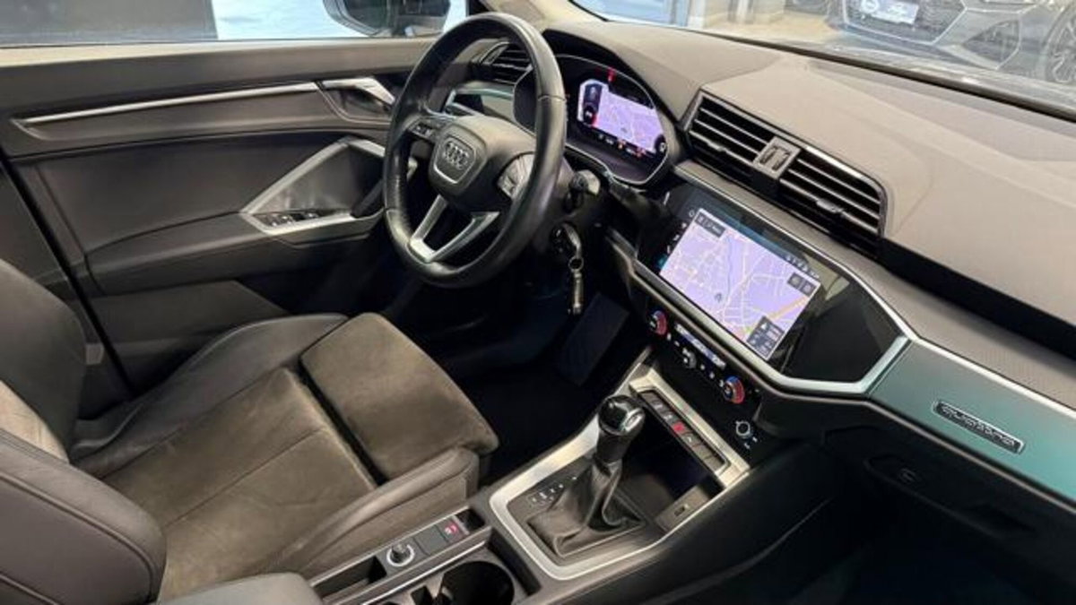 Audi Q3 40 TDI quattro S tronic Business Advanced (15)