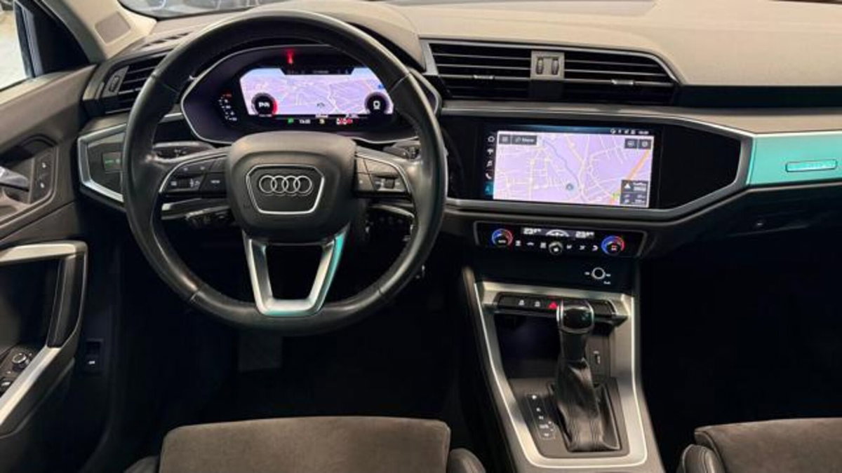Audi Q3 40 TDI quattro S tronic Business Advanced (16)