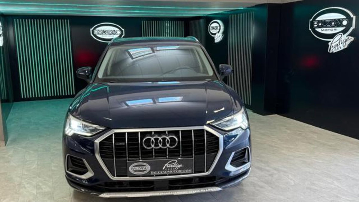 Audi Q3 40 TDI quattro S tronic Business Advanced (2)