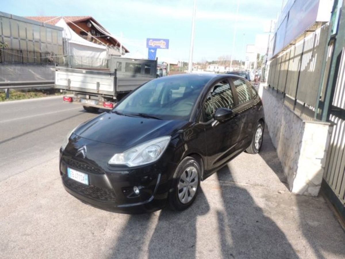 Citroen C3 1.4 Exclusive Style (2)