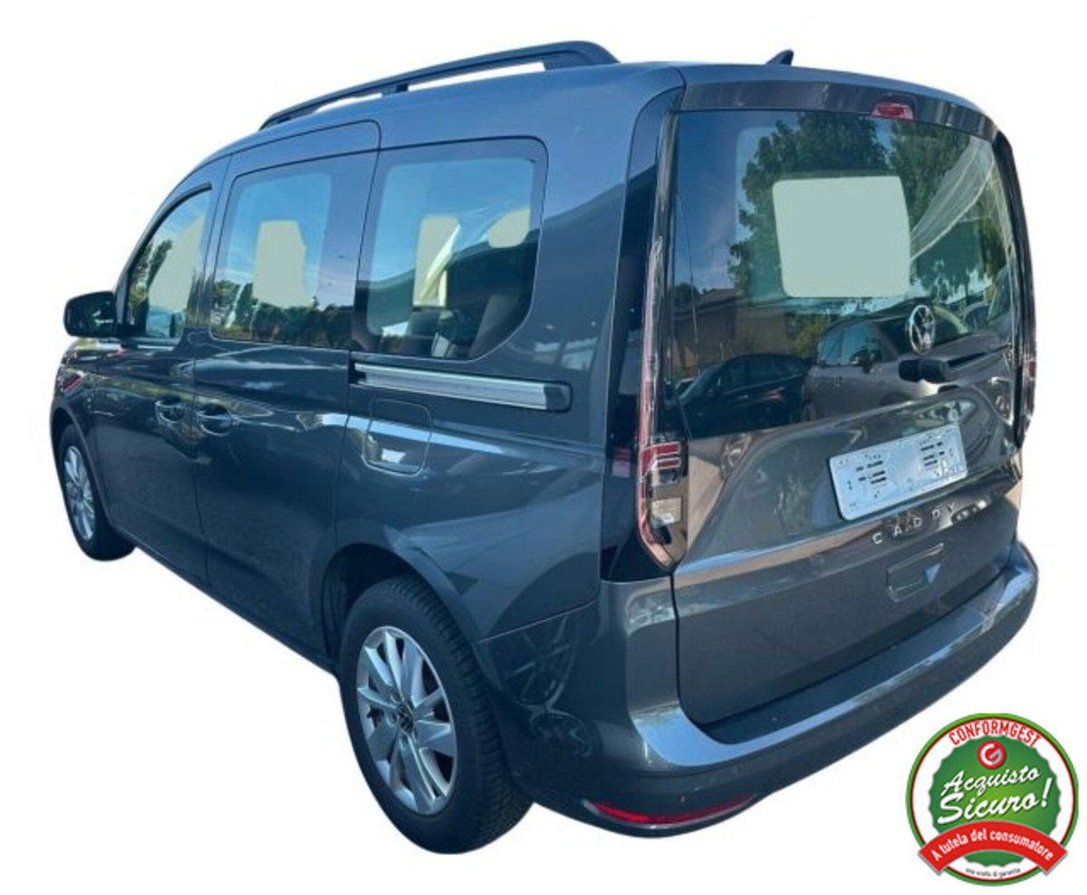Volkswagen Caddy 2.0 TDI 102 CV (4)