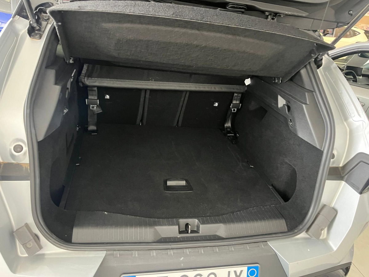 Opel Grandland 1.2 hybrid GS 145cv e-dcs6 (10)