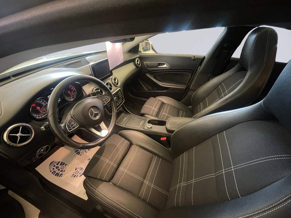 Mercedes-Benz CLA 200 d Automatic Sport (7)