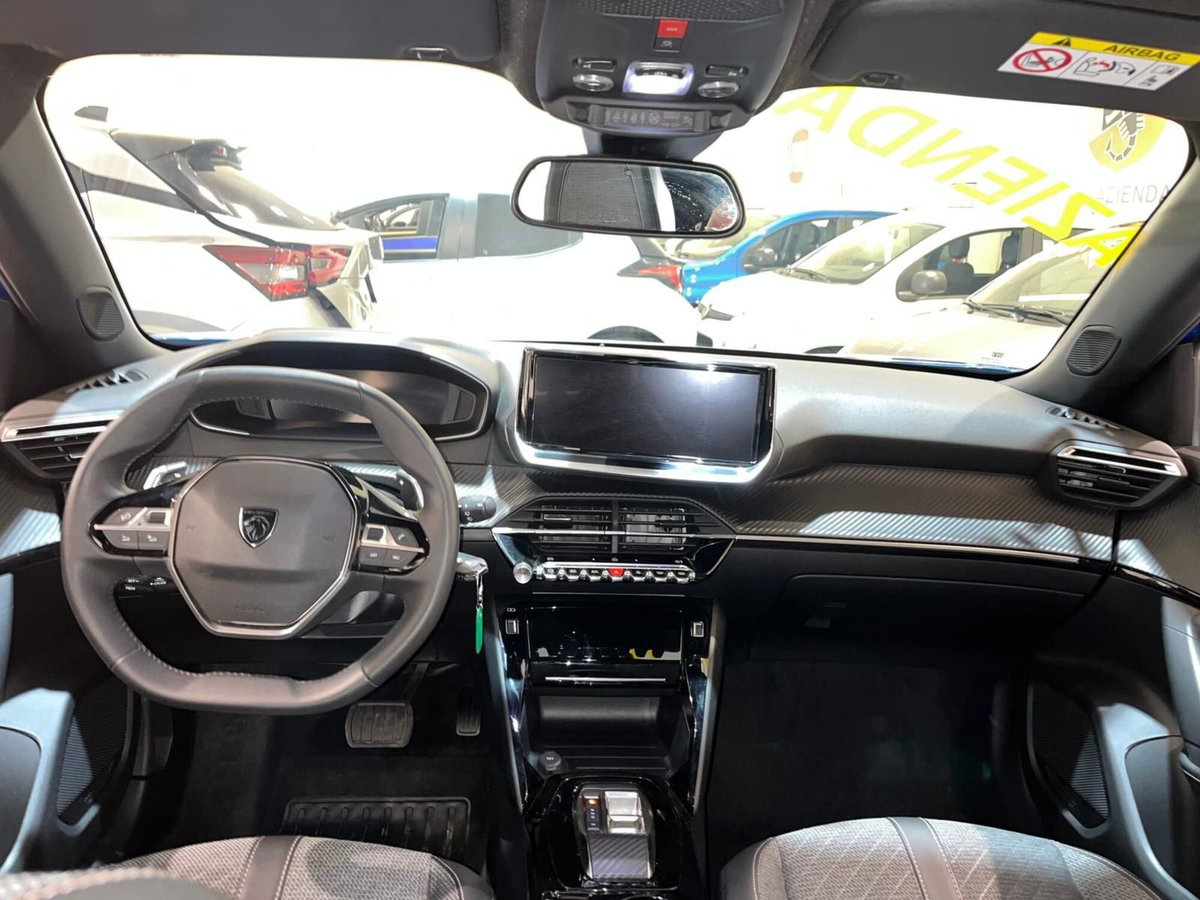 Peugeot 2008 PureTech 130 S&S EAT8 Allure Pack (12)