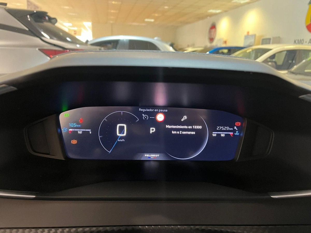 Peugeot 2008 PureTech 130 S&S EAT8 Allure Pack (18)