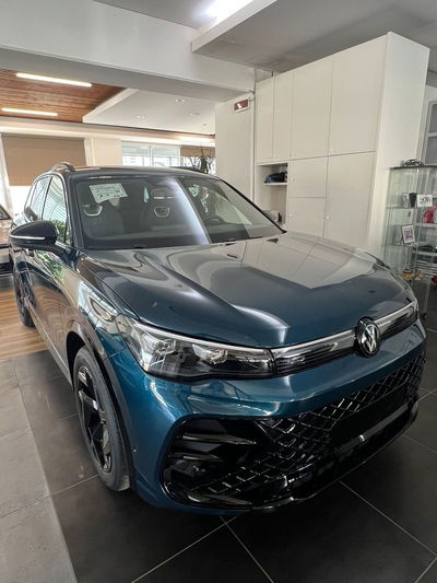Volkswagen Tiguan 1.5 etsi R-Line 150cv dsg nuova