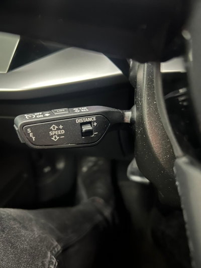 Audi A3 Sportback 35 TDI S tronic Business (2)
