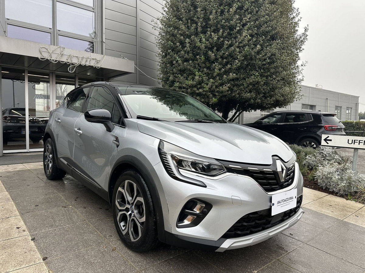 Renault Captur Plug-in Hybrid E-Tech 160 CV Intens (3)