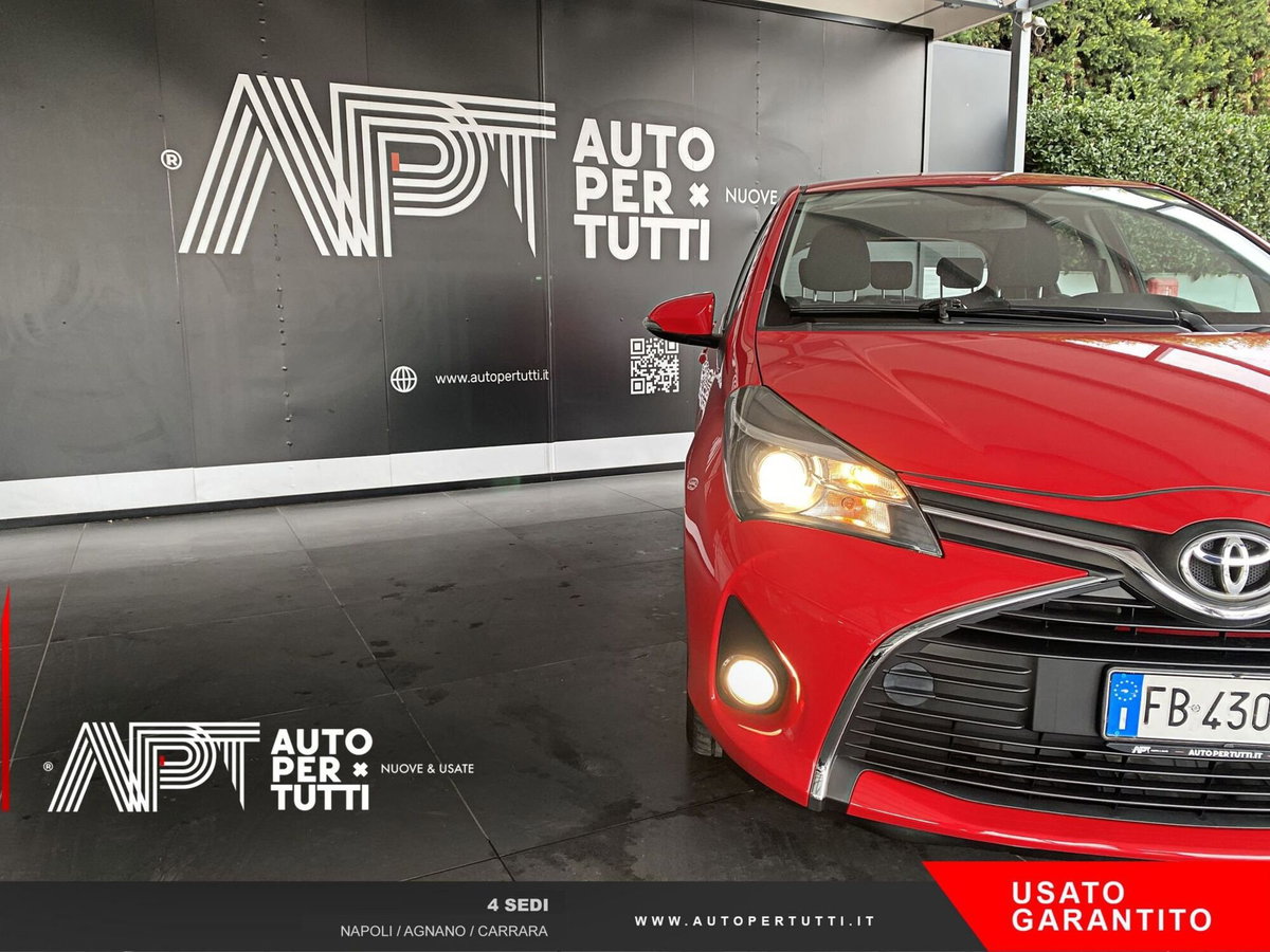 Toyota Yaris 1.0 5 porte Active (18)
