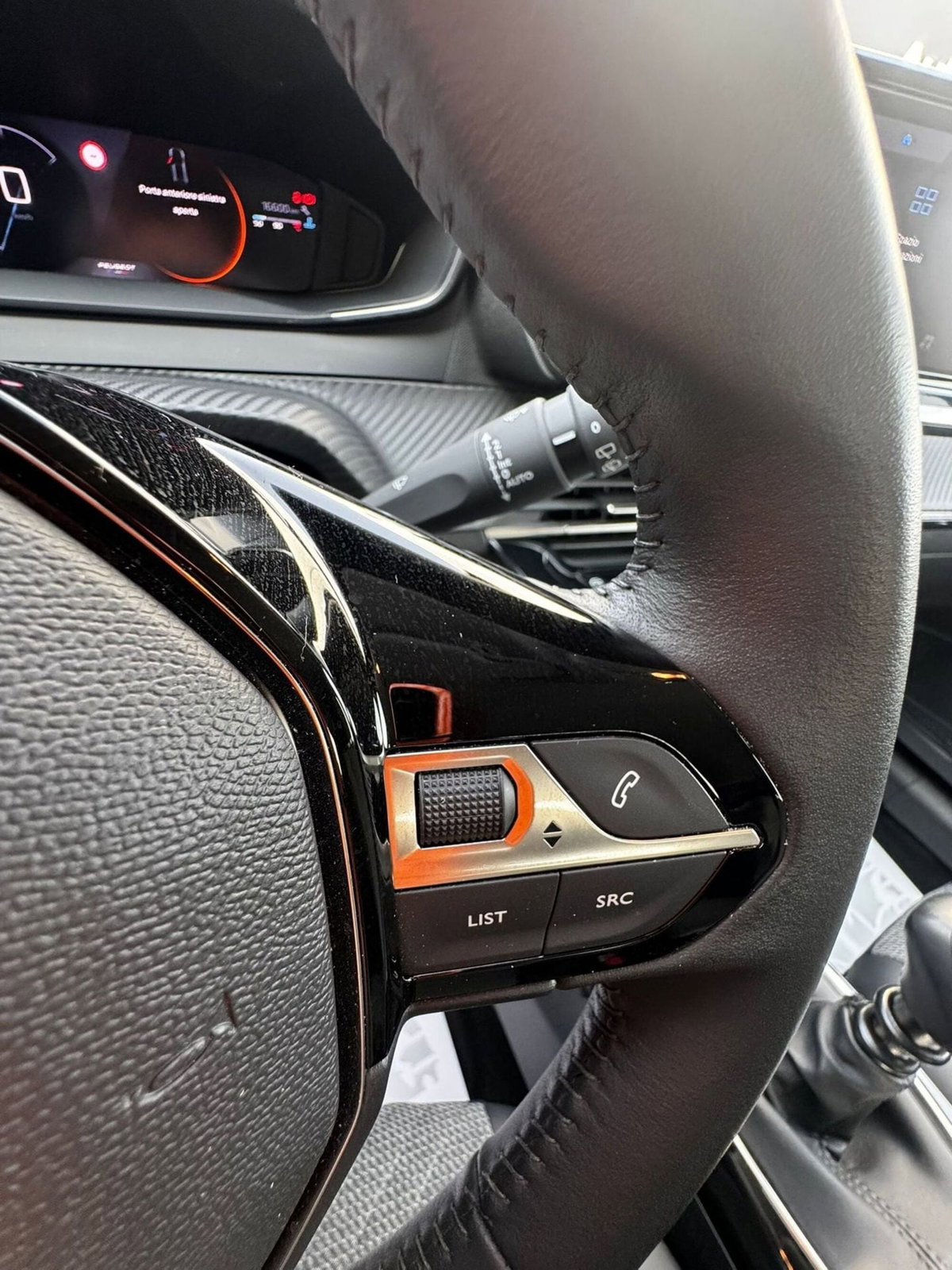 Peugeot 208 BlueHDi 100 Stop&Start 5 porte Allure (19)