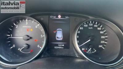 Nissan Qashqai 1.6 dCi 2WD Tekna (10)