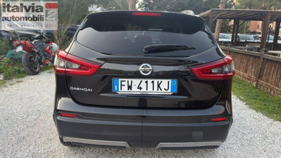 Nissan Qashqai 1.6 dCi 2WD Tekna (5)
