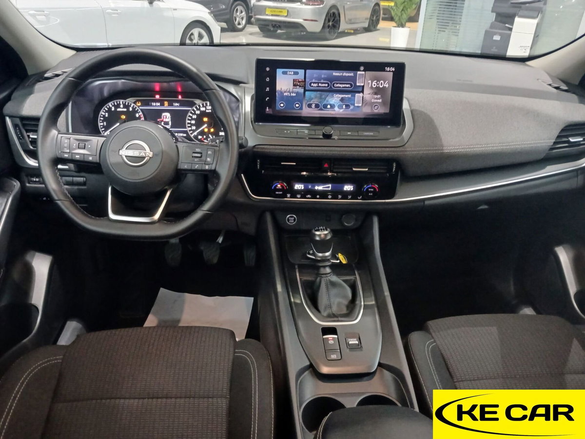 Nissan Qashqai 1.3 mhev Acenta 2wd 140cv (10)