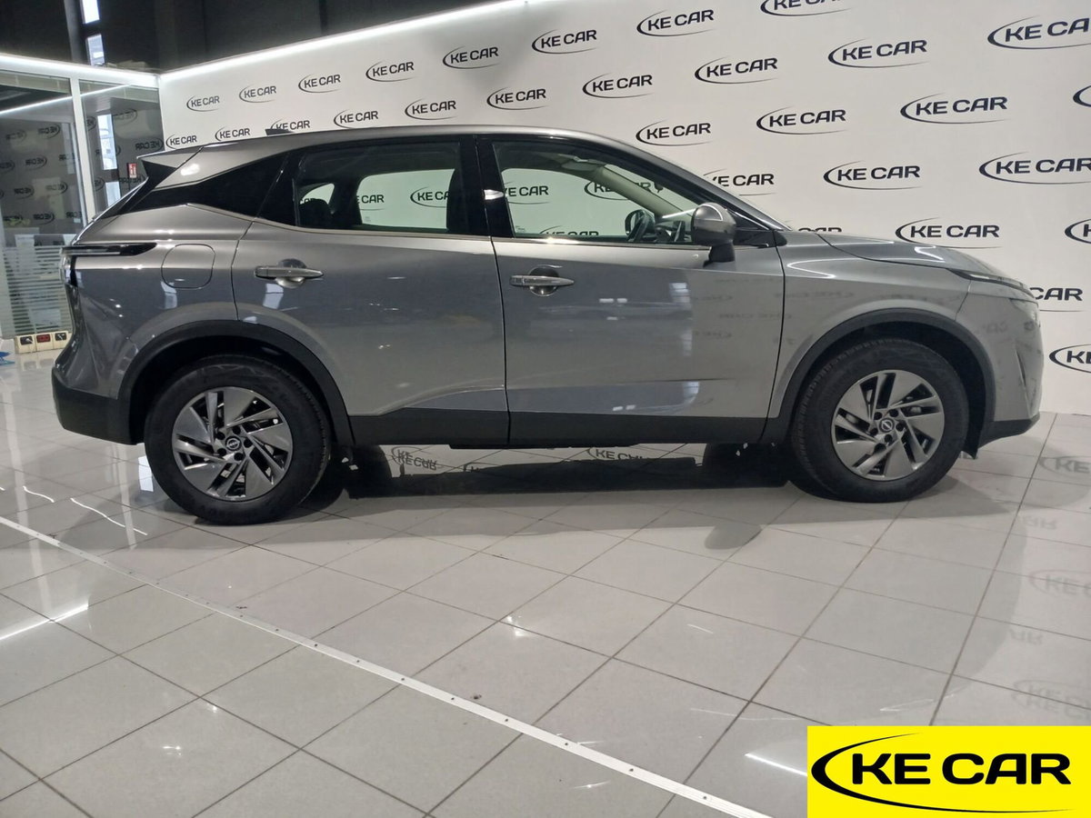 Nissan Qashqai 1.3 mhev Acenta 2wd 140cv (17)