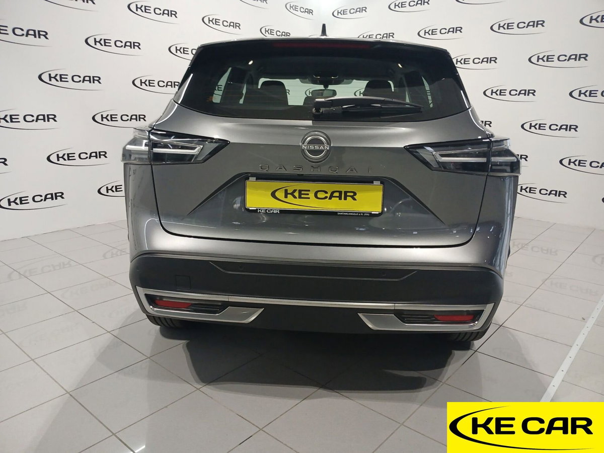 Nissan Qashqai 1.3 mhev Acenta 2wd 140cv (6)