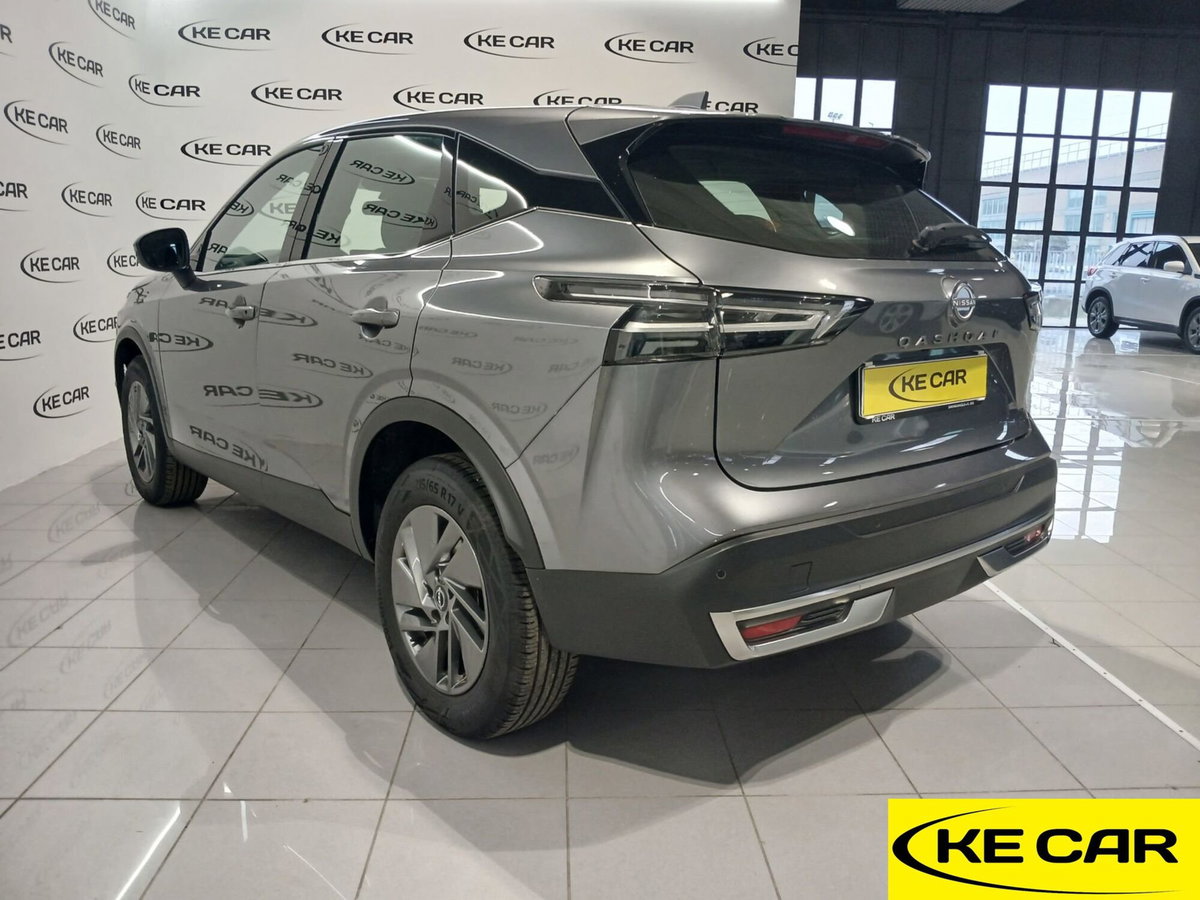 Nissan Qashqai 1.3 mhev Acenta 2wd 140cv (7)