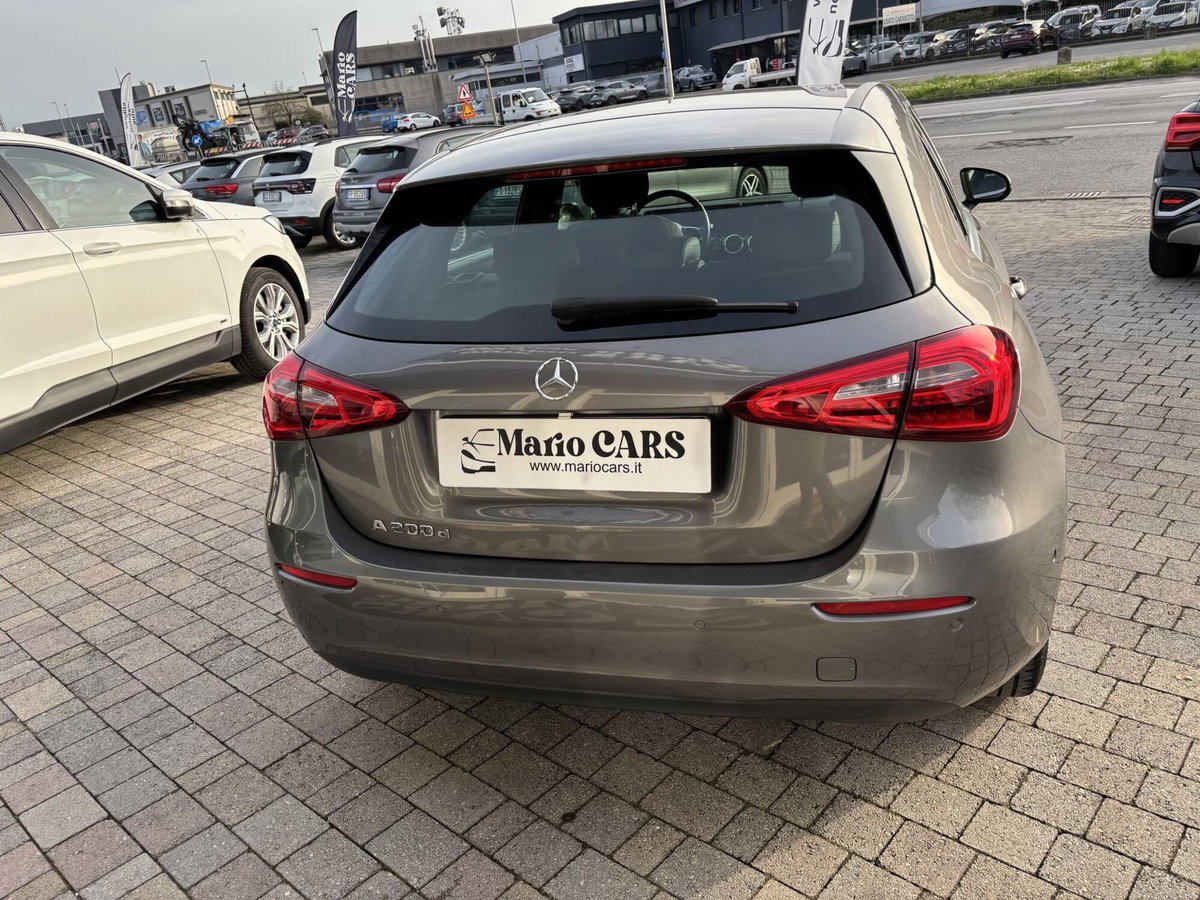Mercedes-Benz Classe A 200 d Automatic Business (5)