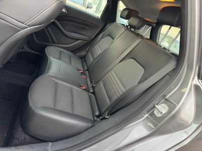 Mercedes-Benz Classe B 180 d Sport (9)