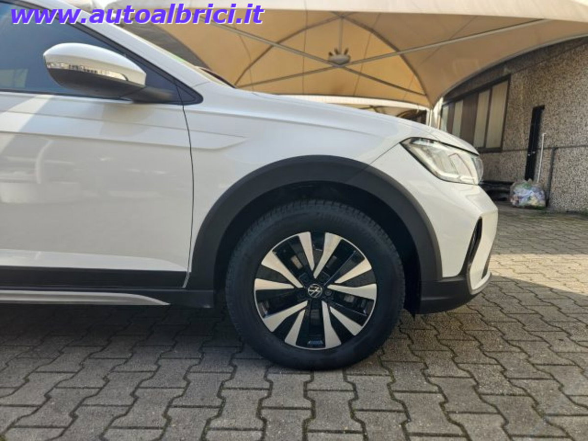Volkswagen Taigo 1.0 tsi Life 115cv dsg (11)