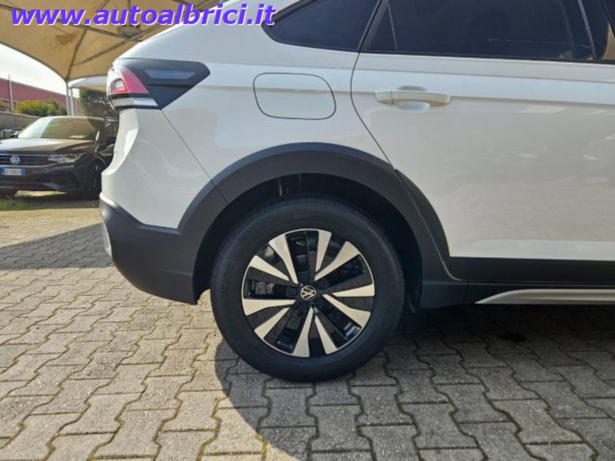 Volkswagen Taigo 1.0 tsi Life 115cv dsg (12)