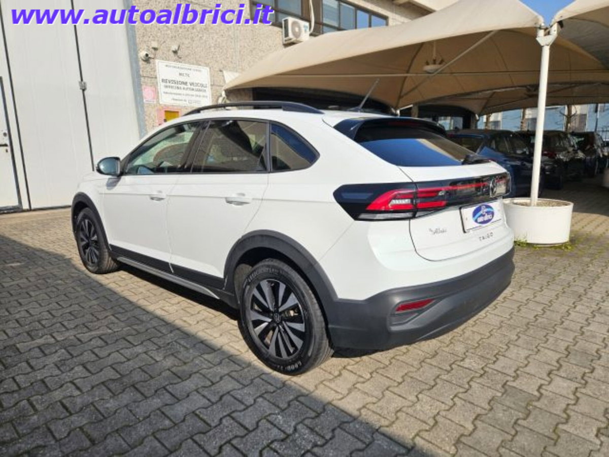 Volkswagen Taigo 1.0 tsi Life 115cv dsg (8)