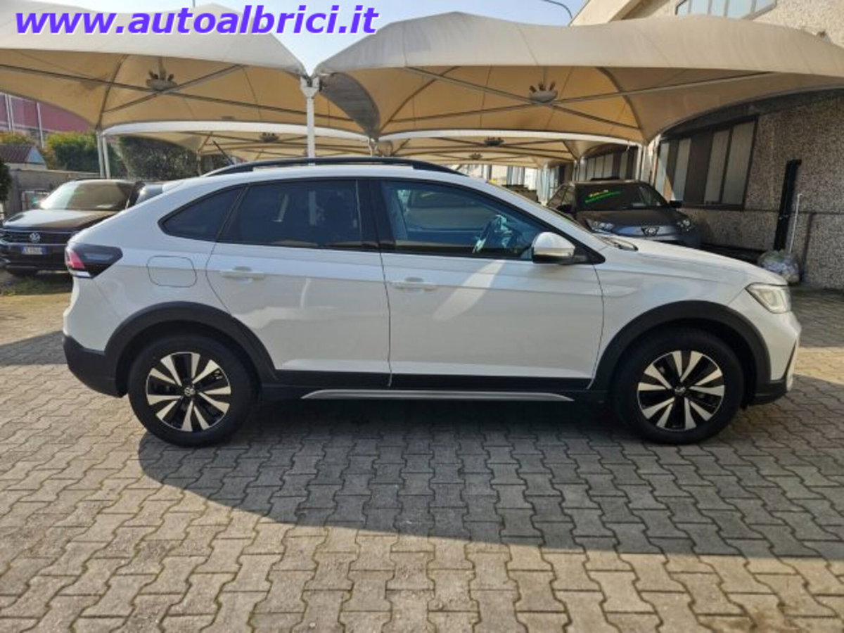 Volkswagen Taigo 1.0 tsi Life 115cv dsg (9)