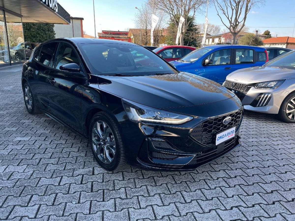 Ford Focus 1.5 EcoBlue 115 CV automatico 5p. ST-Line Style (3)
