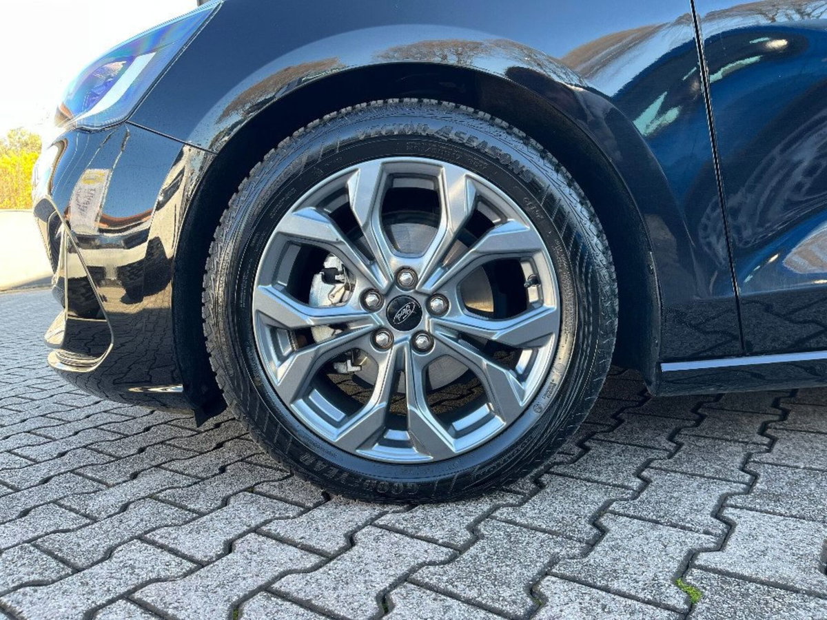 Ford Focus 1.5 EcoBlue 115 CV automatico 5p. ST-Line Style (8)