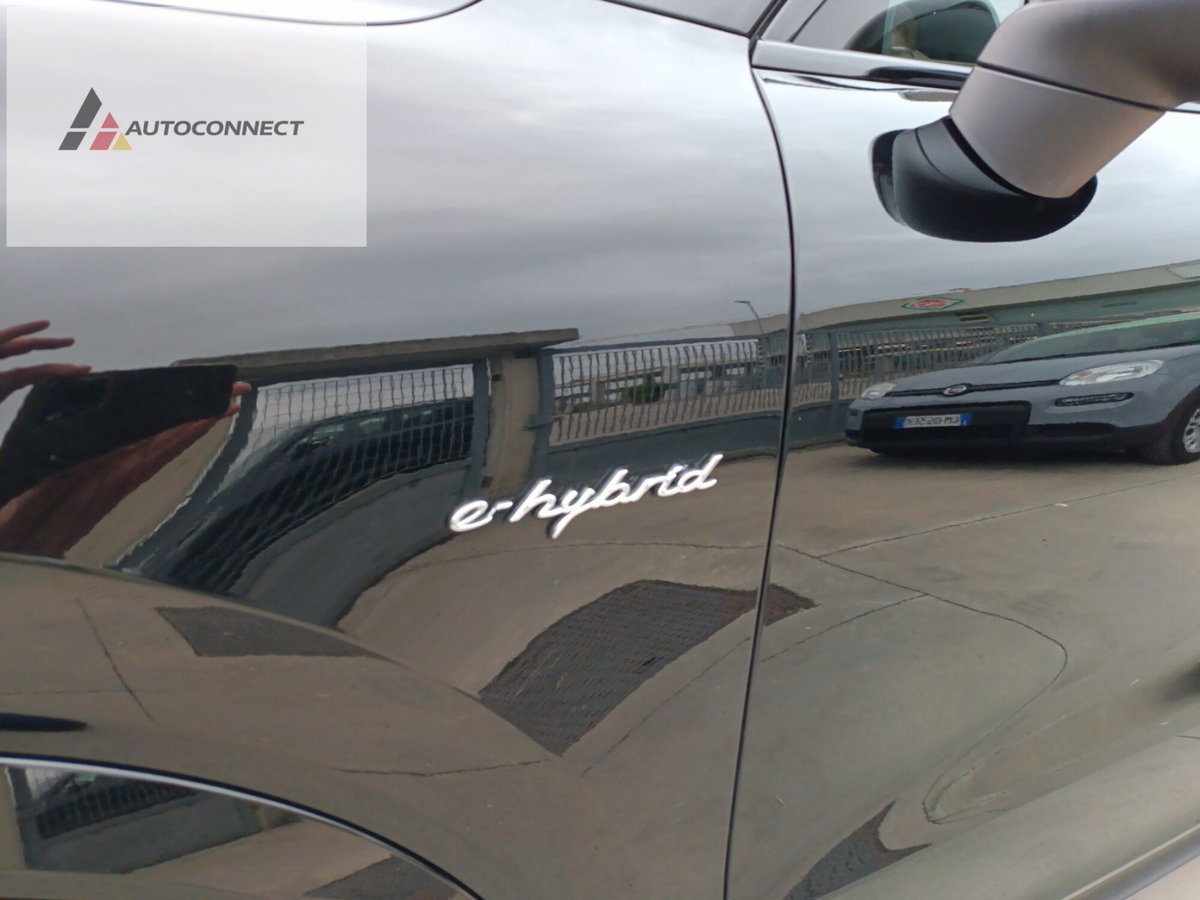 Porsche Cayenne 3.0 V6 E-Hybrid (11)