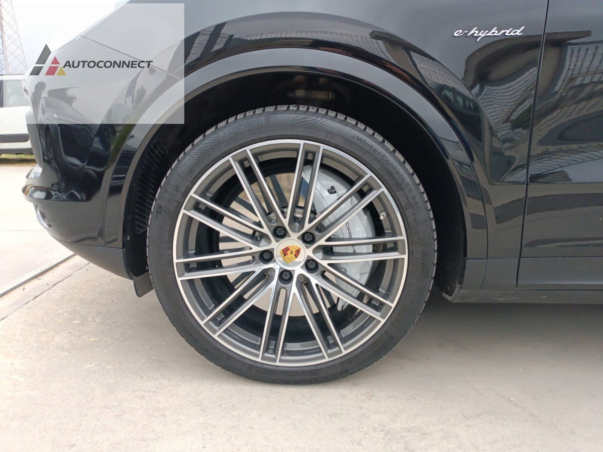 Porsche Cayenne 3.0 V6 E-Hybrid (15)
