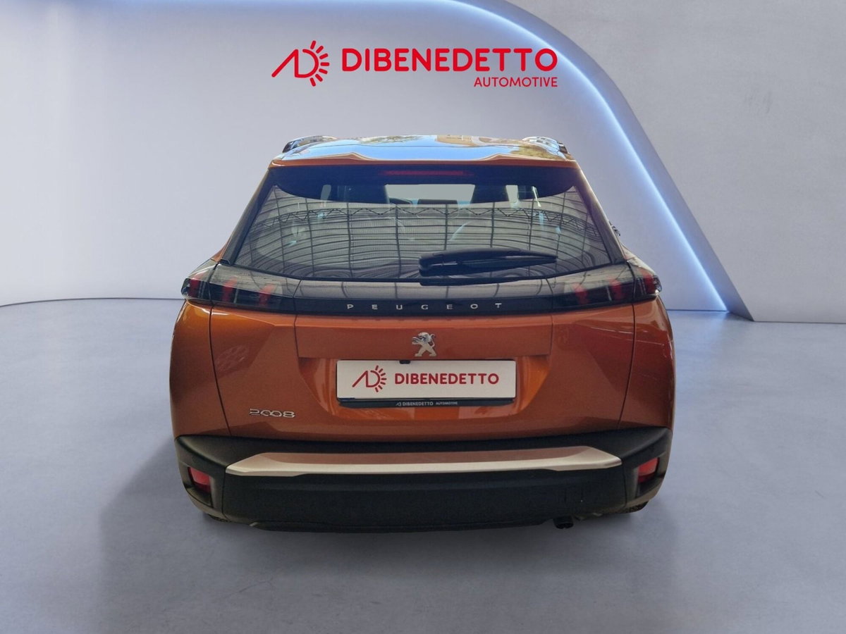 Peugeot 2008 BlueHDi 100 S&S Allure (4)