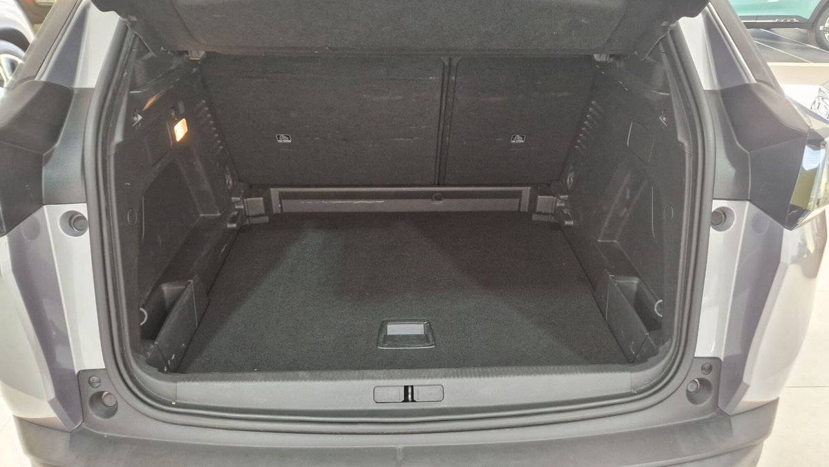 Peugeot 3008 BlueHDi 130 S&S EAT8 Active Pack (10)