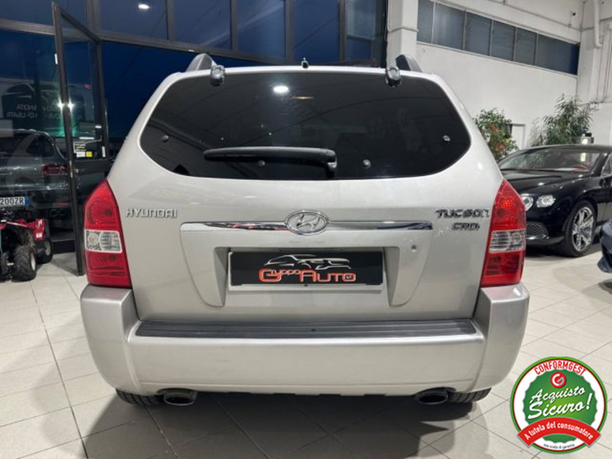 Hyundai Tucson 2.0 CRDi VGT Dynamic (5)