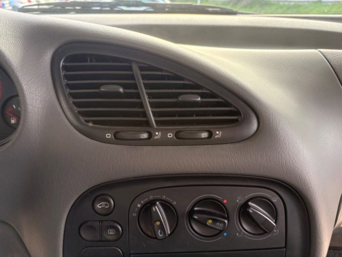 SEAT Alhambra TDI SE (18)