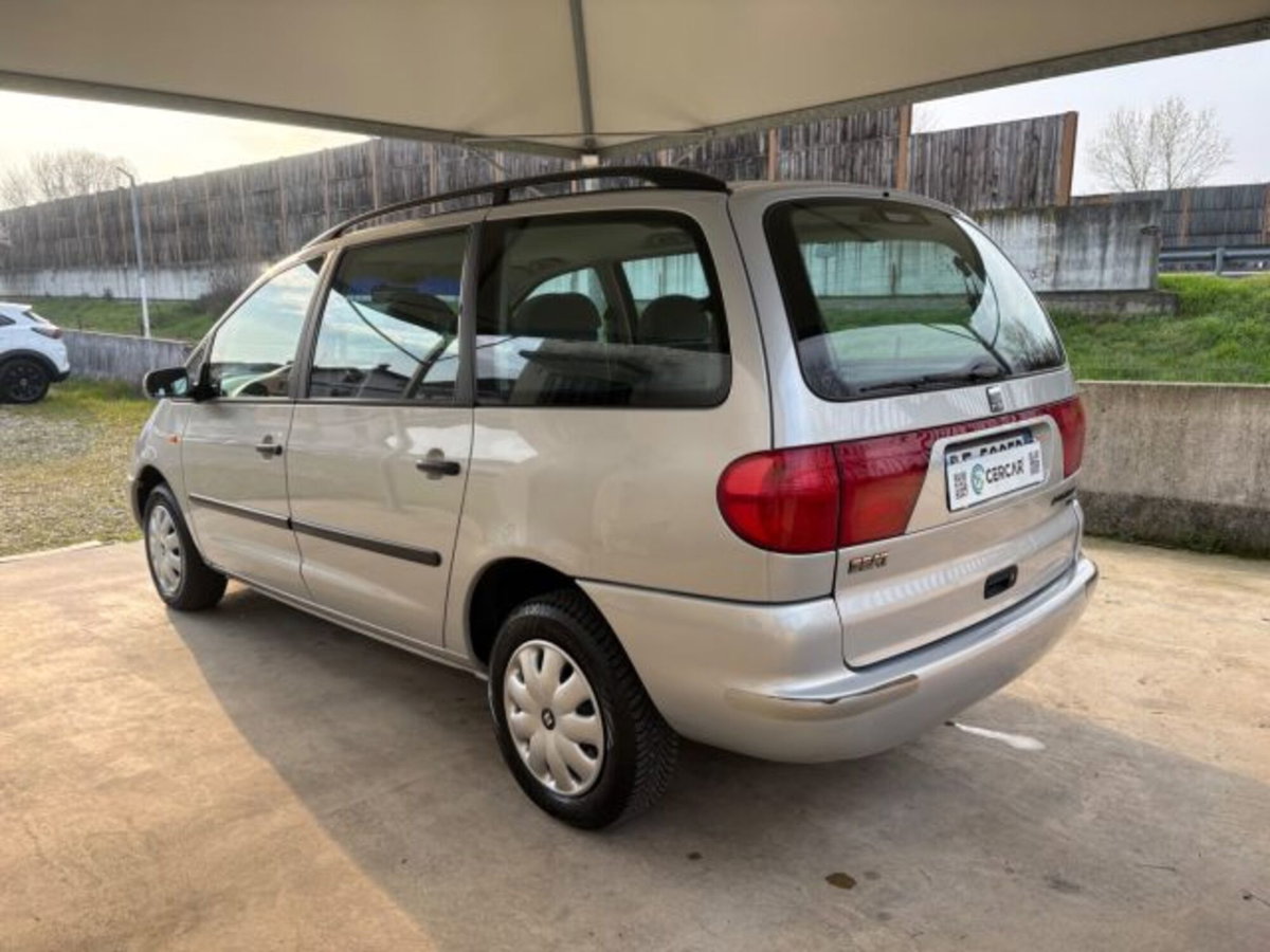 SEAT Alhambra TDI SE (4)