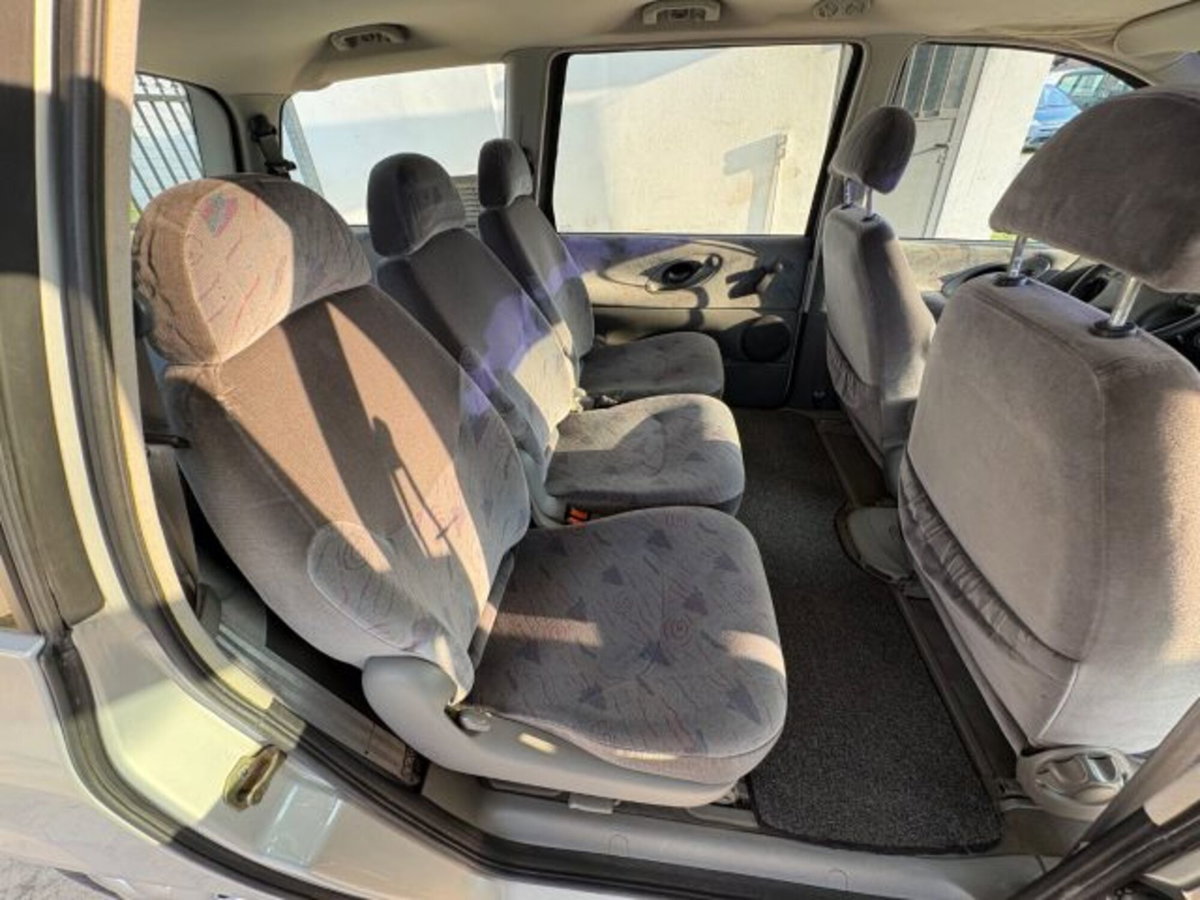 SEAT Alhambra TDI SE (9)